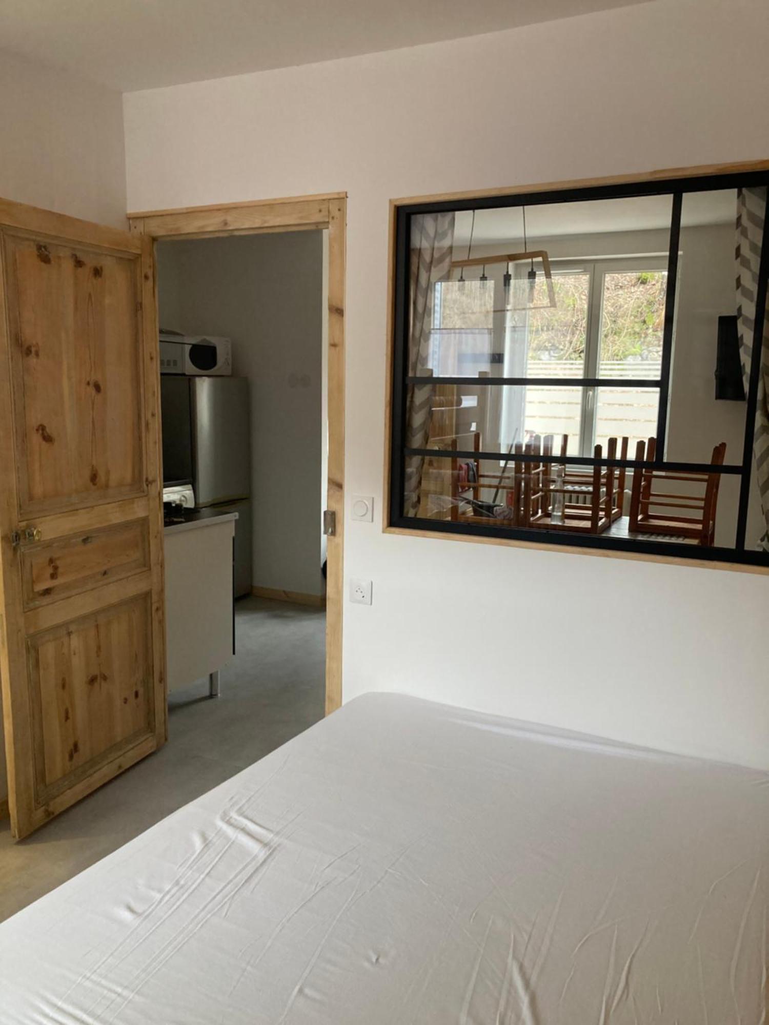 Le Relais Charraud Apartment เลอมงต์-ดอร์ ภายนอก รูปภาพ